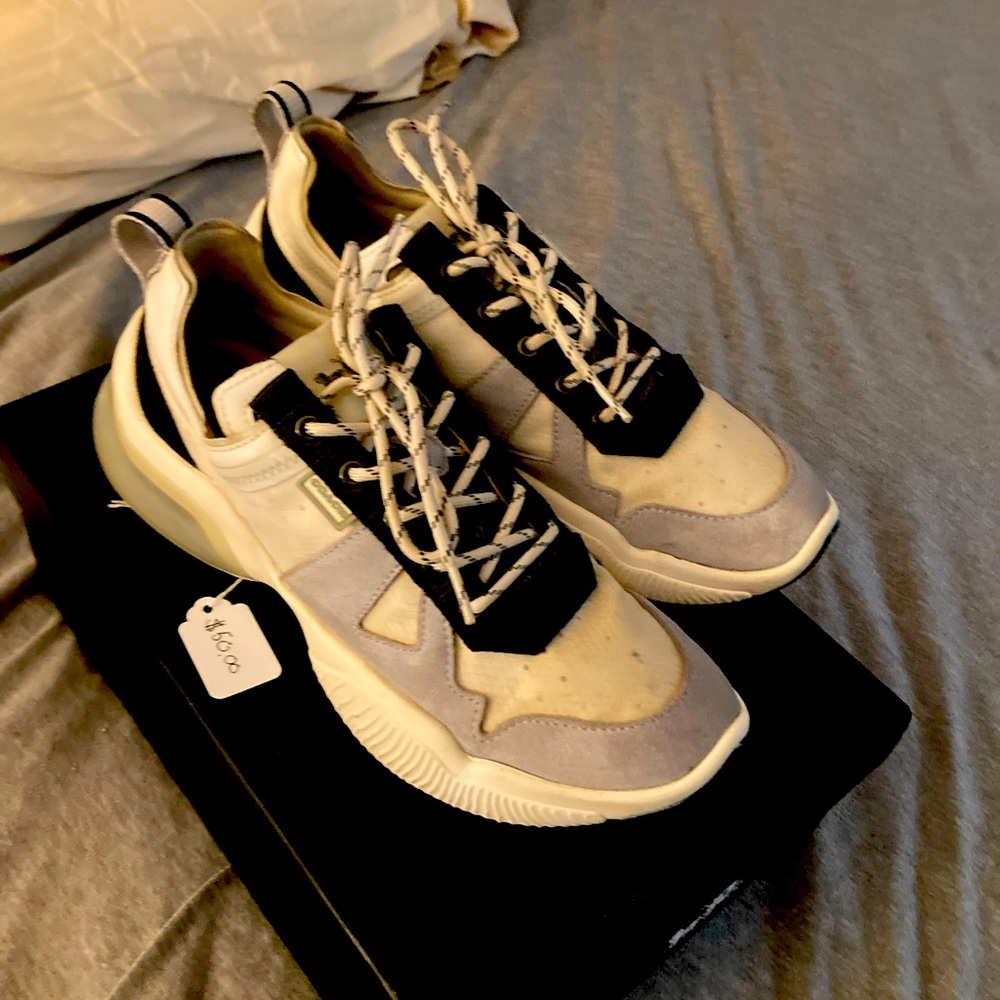 Coach shoes size 8.5